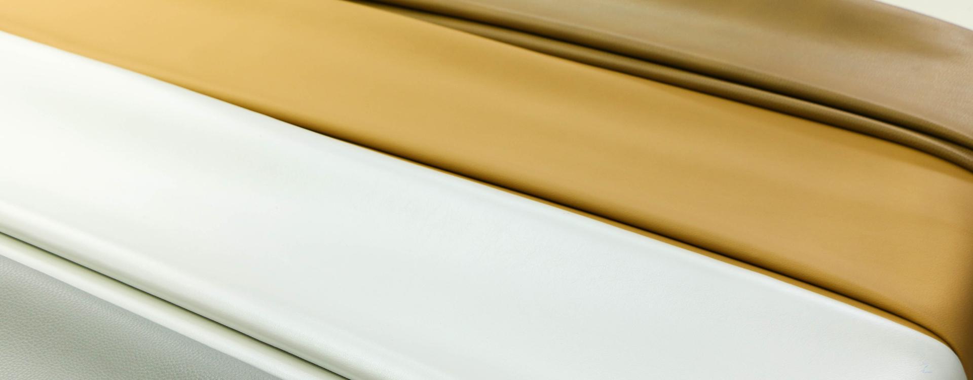 Wetting and leveling agent